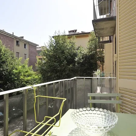 Ur-Nest Alberti